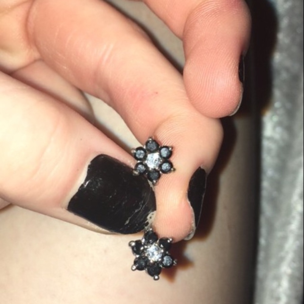 Belly button ring